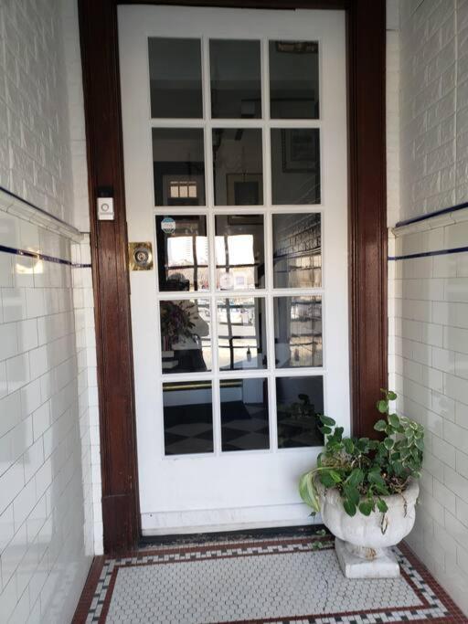 The Bushnell Suite C2 Current Upgrades Are Underway Daily! Χάρτφορντ Εξωτερικό φωτογραφία